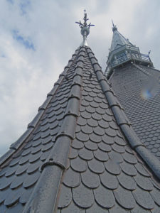 muennich_Neuer-Wasserturm_Dessau_Treppensanierung_Wiederaufgesetztes-Erkerturmdach-2__810x1080px